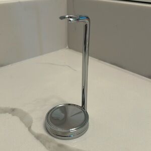Vanity Razor Stand